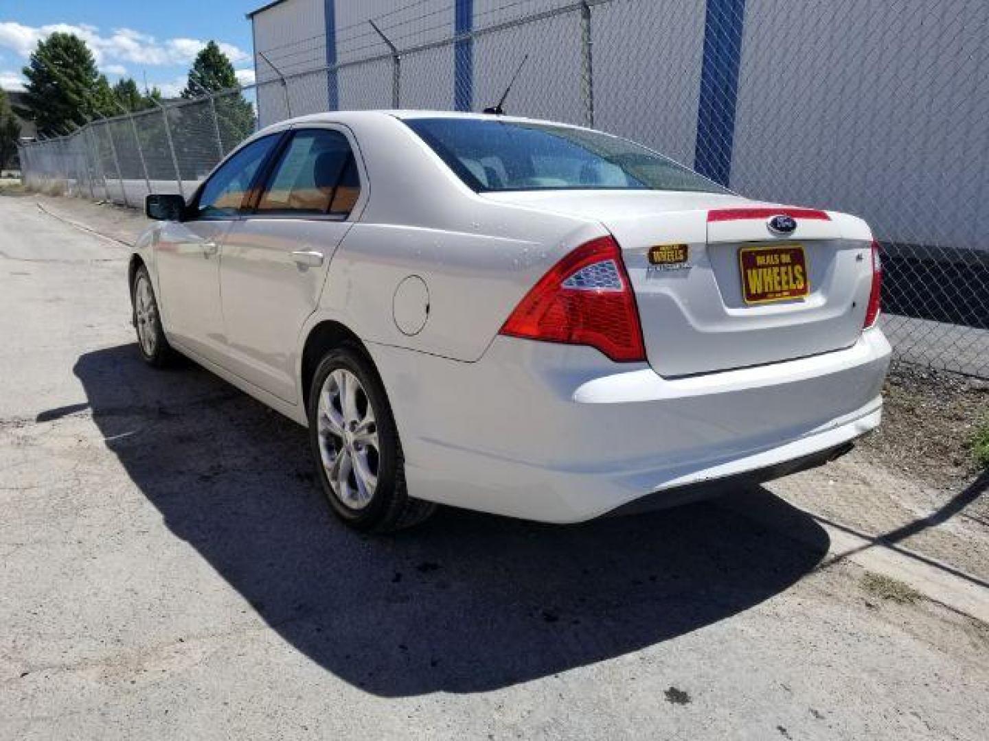 2012 Ford Fusion SE (3FAHP0HA5CR) with an 2.5L L4 DOHC 16V engine, located at 1800 West Broadway, Missoula, 59808, (406) 543-1986, 46.881348, -114.023628 - Photo#3