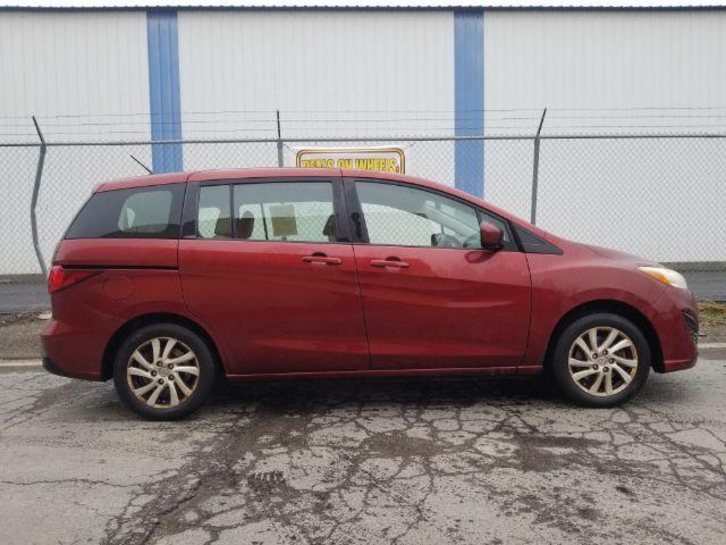 2012 Mazda MAZDA5 Sport (JM1CW2BL8C0) with an 2.5L L4 DOHC 16V engine, located at 601 E. Idaho St., Kalispell, MT, 59901, 48.203983, -114.308662 - Photo#3