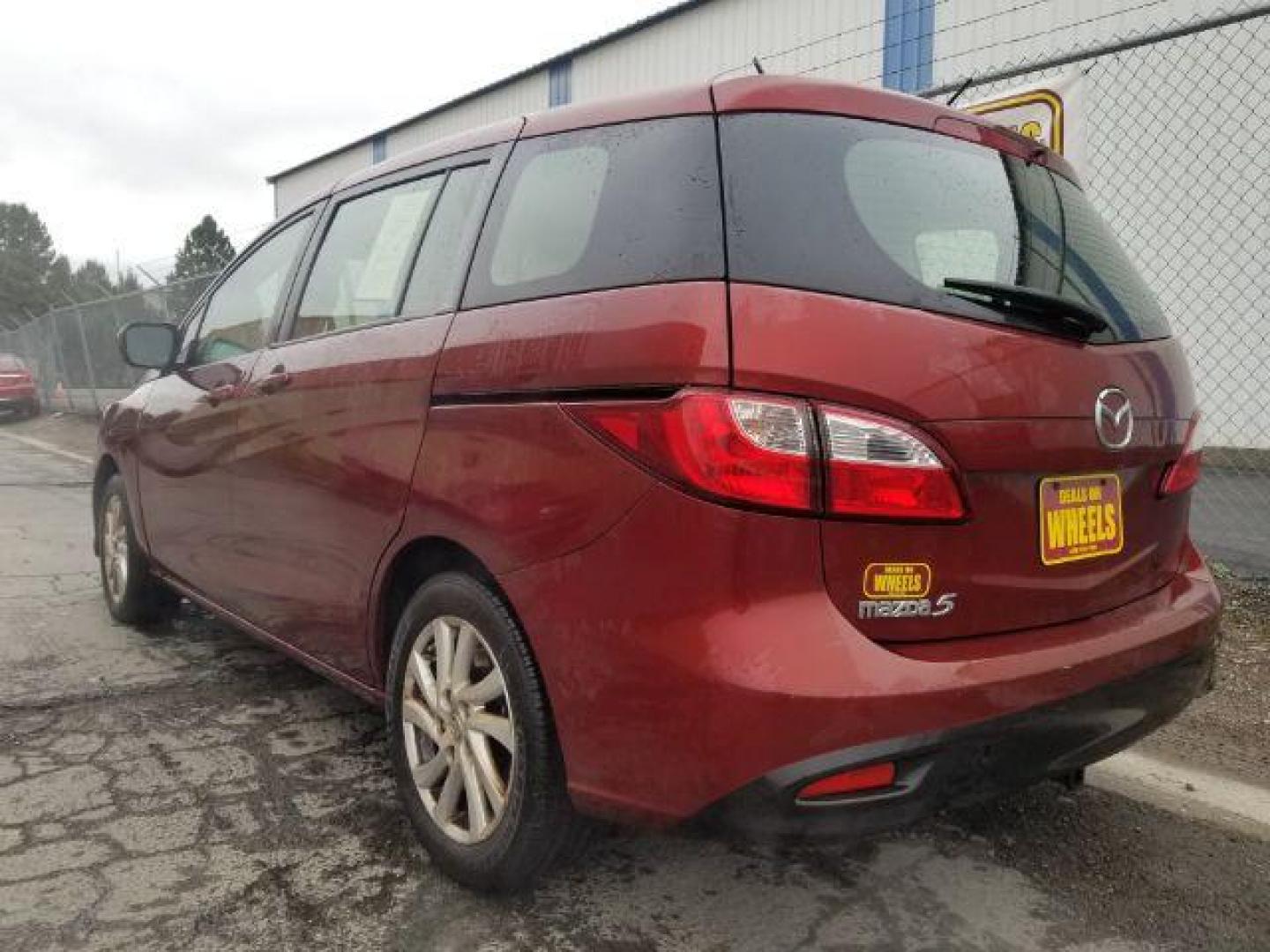 2012 Mazda MAZDA5 Sport (JM1CW2BL8C0) with an 2.5L L4 DOHC 16V engine, located at 601 E. Idaho St., Kalispell, MT, 59901, 48.203983, -114.308662 - Photo#5