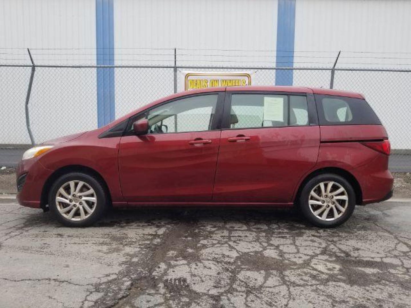 2012 Mazda MAZDA5 Sport (JM1CW2BL8C0) with an 2.5L L4 DOHC 16V engine, located at 601 E. Idaho St., Kalispell, MT, 59901, 48.203983, -114.308662 - Photo#6