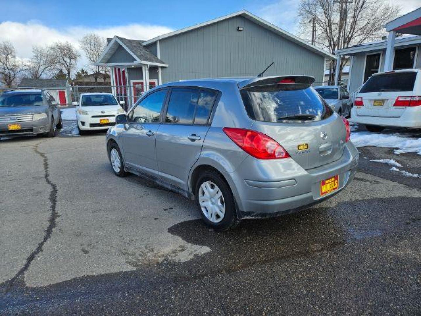 2012 Nissan Versa 1.8 SL Hatchback (3N1BC1CP3CK) with an 1.8L L4 DOHC 16V engine, Continuously Variable Transmission transmission, located at 1821 N Montana Ave., Helena, MT, 59601, 46.603447, -112.022781 - Photo#4