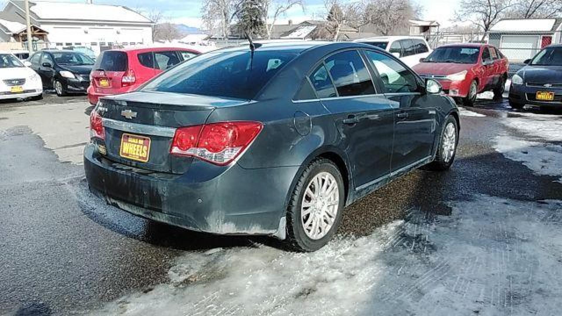 2013 Chevrolet Cruze ECO Manual (1G1PJ5SB4D7) with an 1.4L L4 DOHC 16V TURBO engine, 6-Speed Manual transmission, located at 1821 N Montana Ave., Helena, MT, 59601, 46.603447, -112.022781 - Photo#3