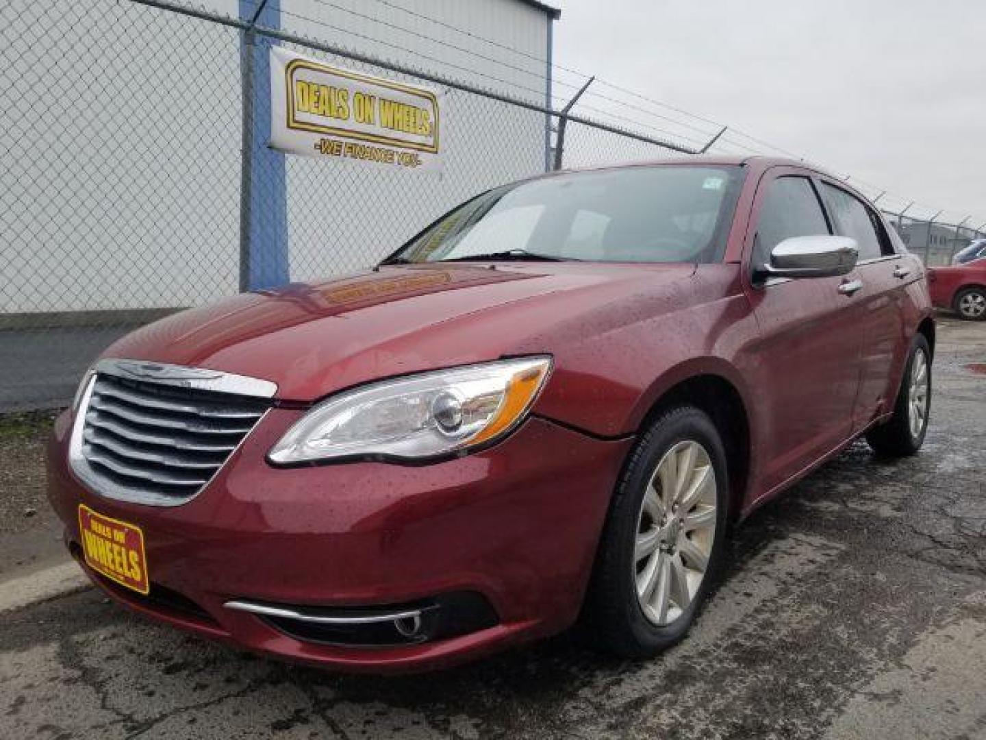 2013 Chrysler 200 Limited (1C3CCBCG7DN) with an 3.6L V6 DOHC 24V FFV engine, 6-Speed Automatic transmission, located at 601 E. Idaho St., Kalispell, MT, 59901, 48.203983, -114.308662 - Photo#1