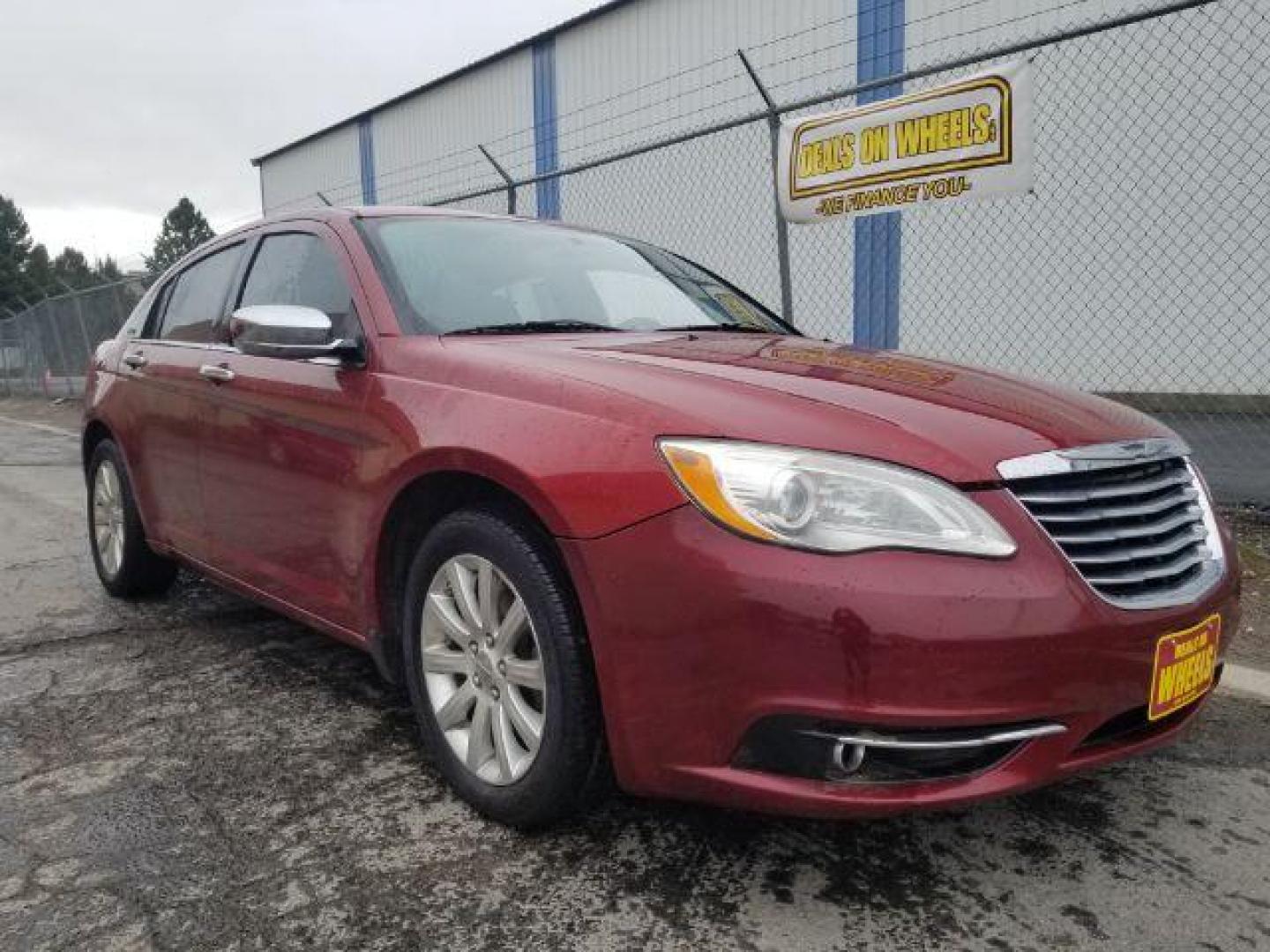 2013 Chrysler 200 Limited (1C3CCBCG7DN) with an 3.6L V6 DOHC 24V FFV engine, 6-Speed Automatic transmission, located at 601 E. Idaho St., Kalispell, MT, 59901, 48.203983, -114.308662 - Photo#2