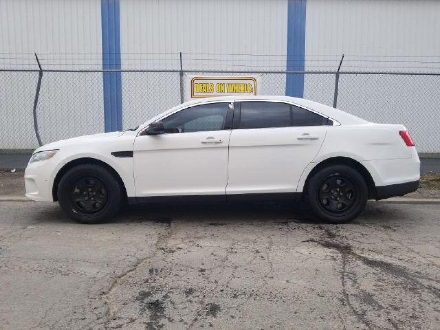 2013 Ford Taurus Police AWD (1FAHP2M87DG) with an 3.5L V6 DOHC 24V engine, 6-Speed Automatic transmission, located at 4801 10th Ave S,, Great Falls, MT, 59405, 47.494347, -111.229942 - Photo#6