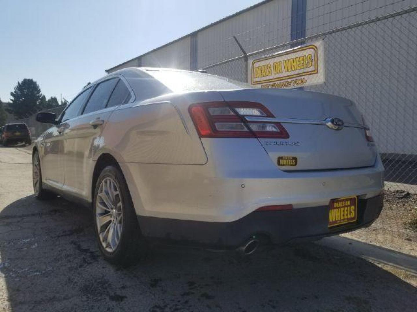 2013 Ingot Silver Metallic Ford Taurus Limited FWD (1FAHP2F84DG) with an 3.5L V6 DOHC 24V engine, 6-Speed Automatic transmission, located at 1800 West Broadway, Missoula, 59808, (406) 543-1986, 46.881348, -114.023628 - Photo#3