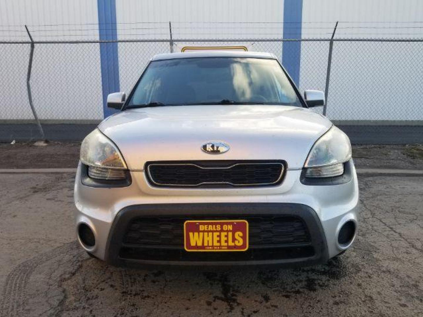 2013 Kia Soul Base (KNDJT2A50D7) with an 1.6L L4 DOHC 16V engine, 5-Speed Manual transmission, located at 4047 Montana Ave., Billings, MT, 59101, 45.770847, -108.529800 - Photo#1