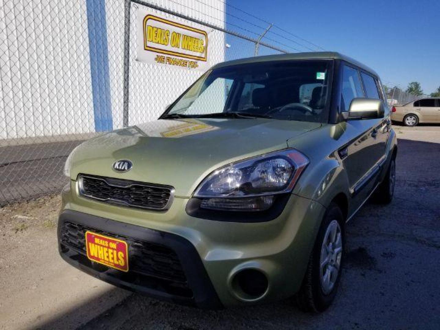 2013 Kia Soul Base (KNDJT2A57D7) with an 1.6L L4 DOHC 16V engine, Automatic transmission, located at 1800 West Broadway, Missoula, 59808, (406) 543-1986, 46.881348, -114.023628 - Photo#0