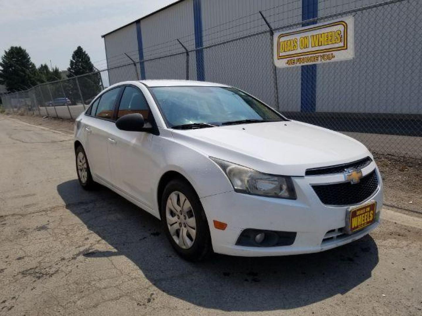 2014 Chevrolet Cruze LS Auto (1G1PA5SG6E7) with an 1.8L L4 DOHC 16V engine, 6-Speed Automatic transmission, located at 4801 10th Ave S,, Great Falls, MT, 59405, 47.494347, -111.229942 - Photo#6