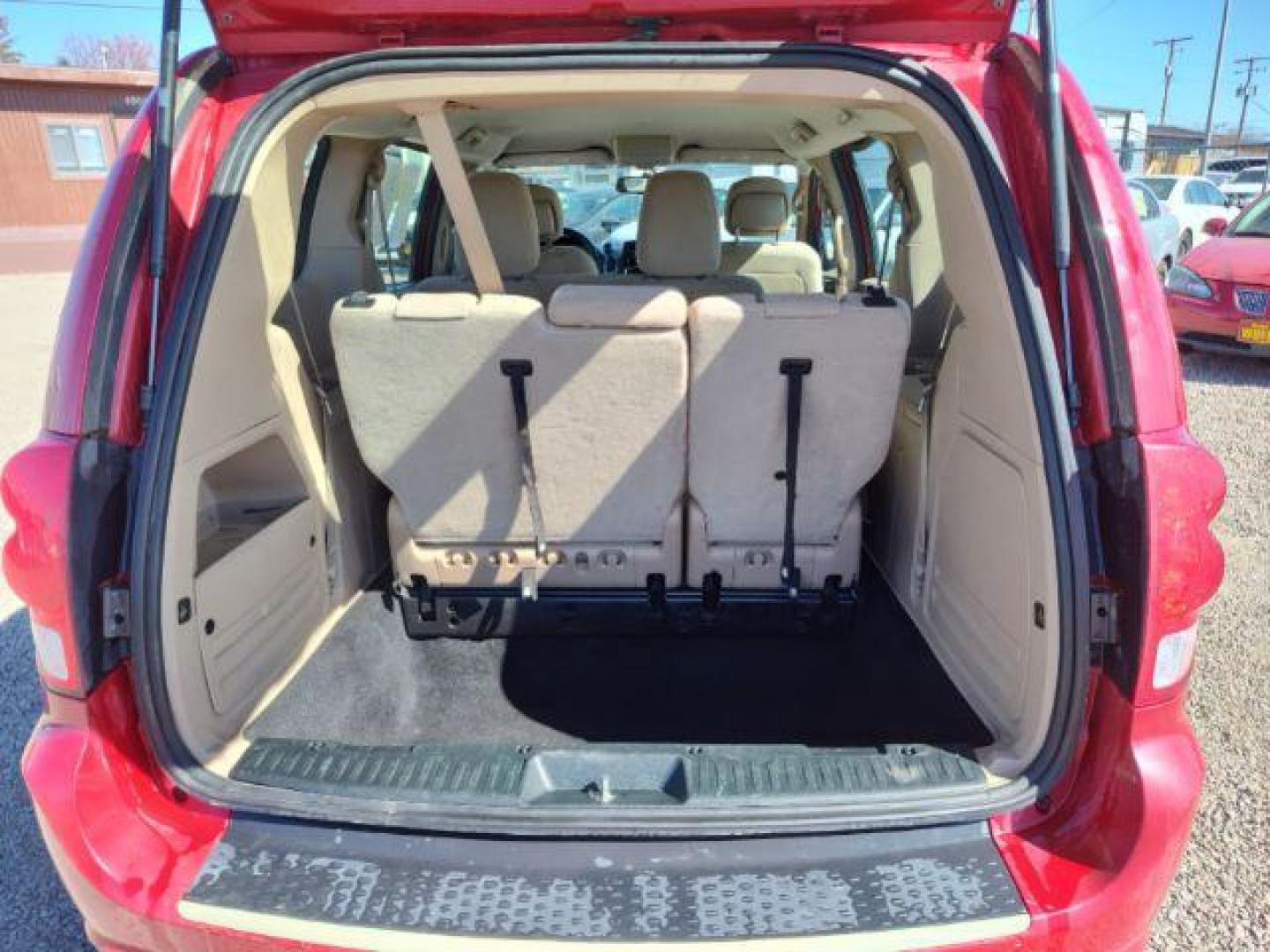 2014 Dodge Grand Caravan SE (2C4RDGBG2ER) with an 3.6L V6 DOHC 24V engine, 6-Speed Automatic transmission, located at 4801 10th Ave S,, Great Falls, MT, 59405, 47.494347, -111.229942 - Photo#13