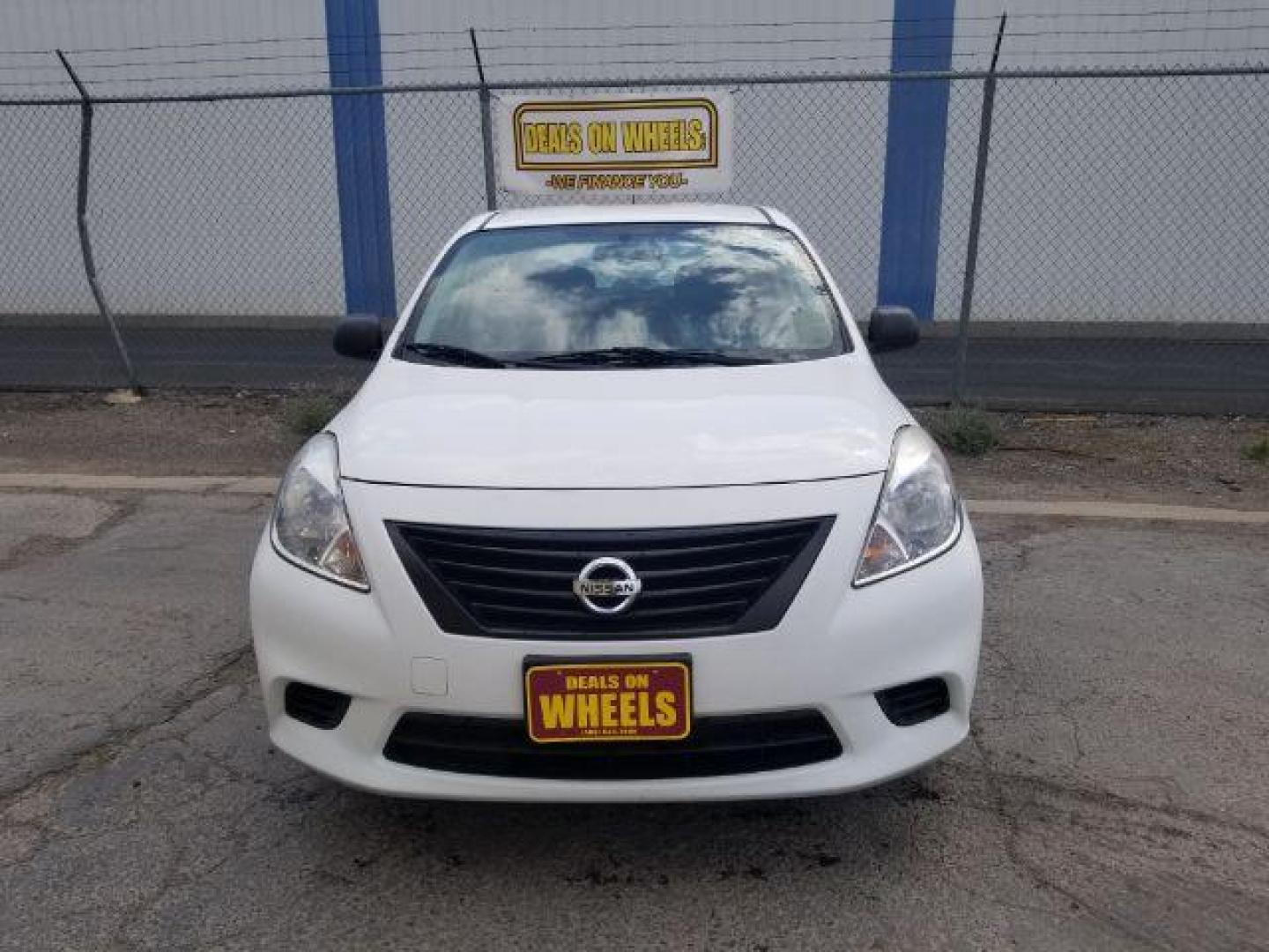 2014 Nissan Versa 1.6 S 4A (3N1CN7AP9EL) with an 1.6L L4 DOHC 16V engine, 4-Speed Automatic transmission, located at 1800 West Broadway, Missoula, 59808, (406) 543-1986, 46.881348, -114.023628 - Photo#1