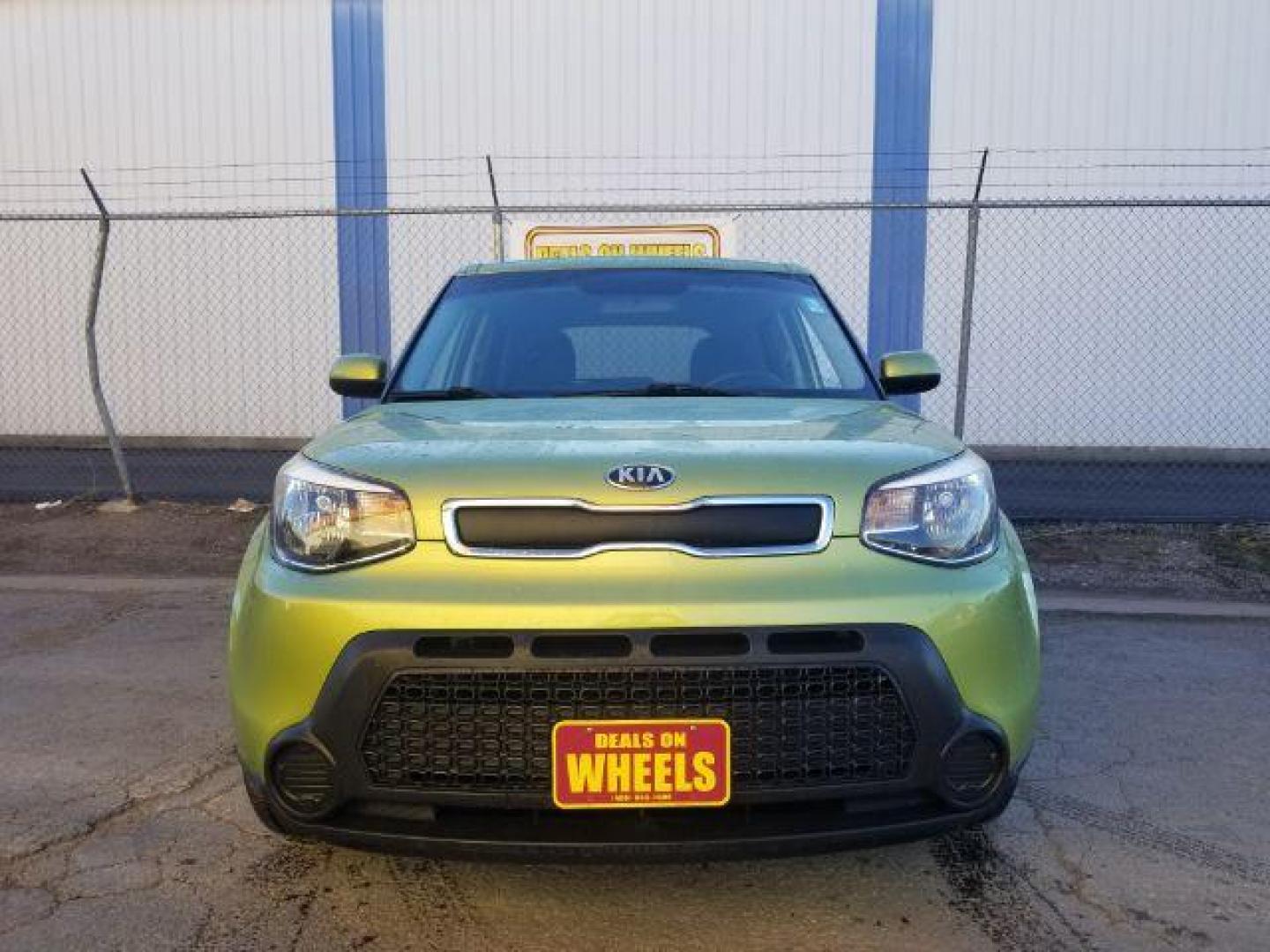 2015 Kia Soul Base (KNDJN2A26F7) with an 1.6L L4 DOHC 16V engine, located at 4801 10th Ave S,, Great Falls, MT, 59405, 47.494347, -111.229942 - Photo#1