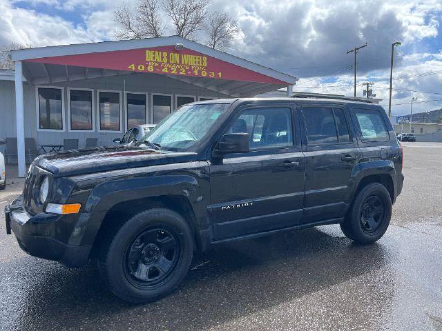 2016 Jeep Patriot Sport 2WD (1C4NJPAB7GD) with an 2.4L L4 DOHC 16V engine, located at 1821 N Montana Ave., Helena, MT, 59601, 46.603447, -112.022781 - Photo#0