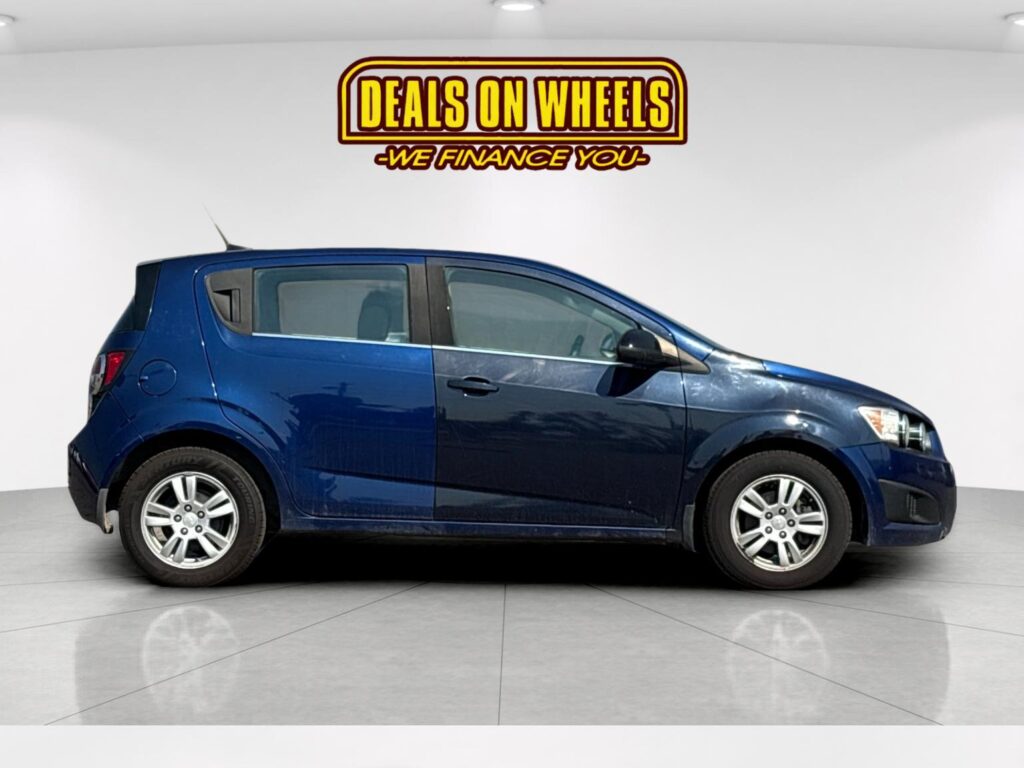 2013 Chevrolet Sonic LT Manual 5-Door