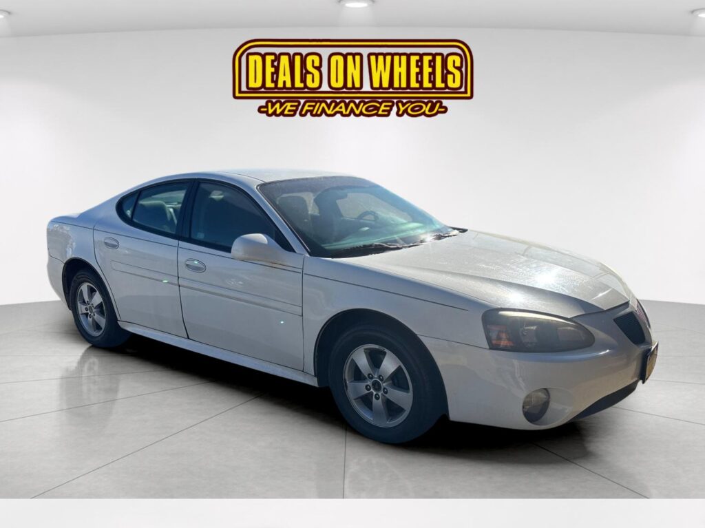 2005 Pontiac Grand Prix Car