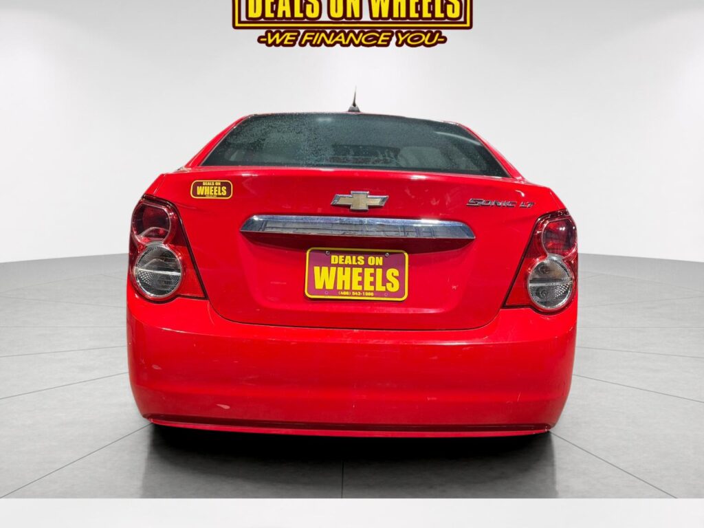 2015 Chevrolet Sonic LT Auto