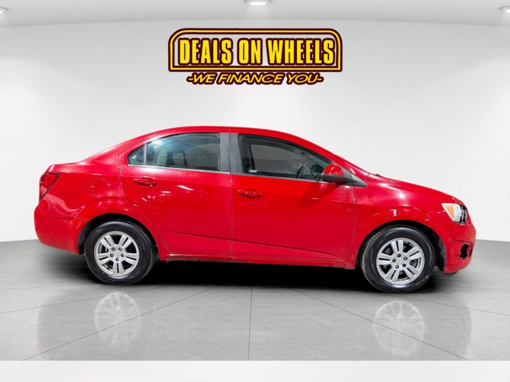 2015 Chevrolet Sonic LT Auto Sedan