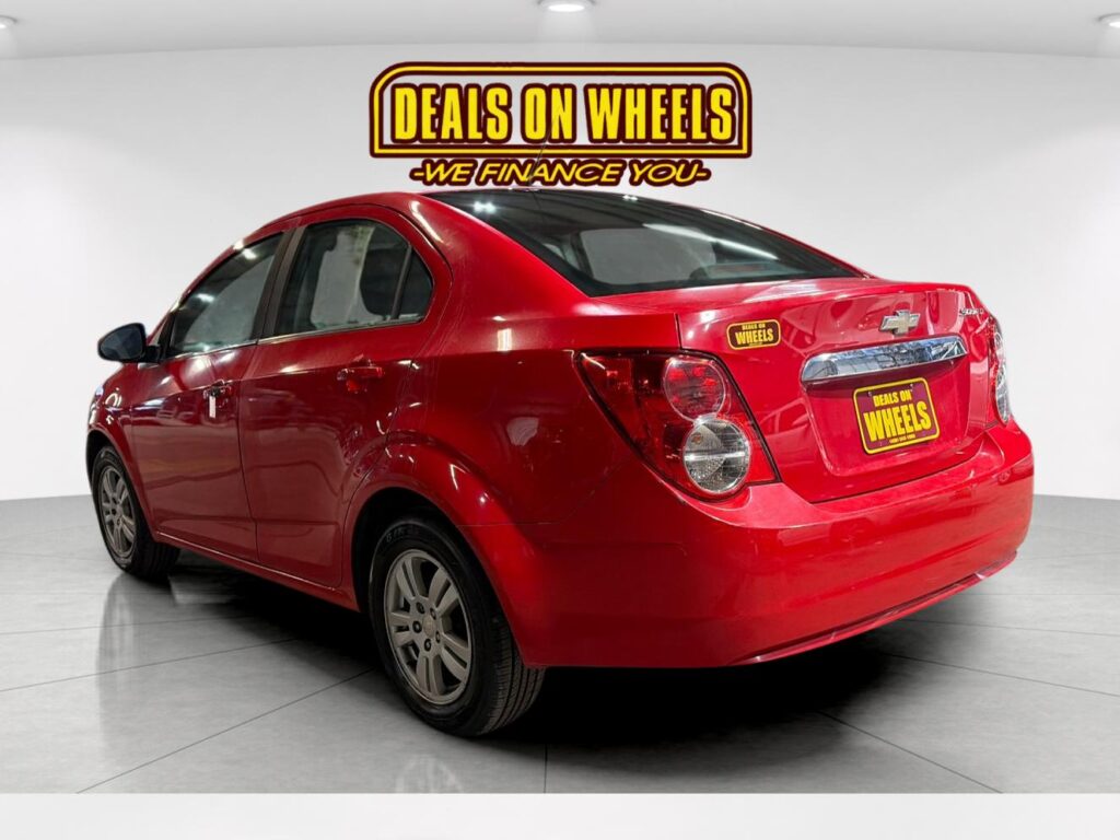 2015 Chevrolet Sonic LT Auto Sedan