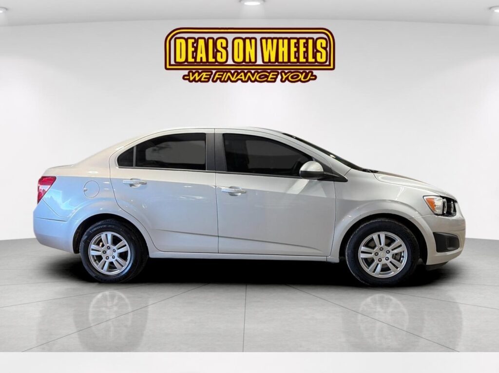 2015 Chevrolet Sonic LS Auto