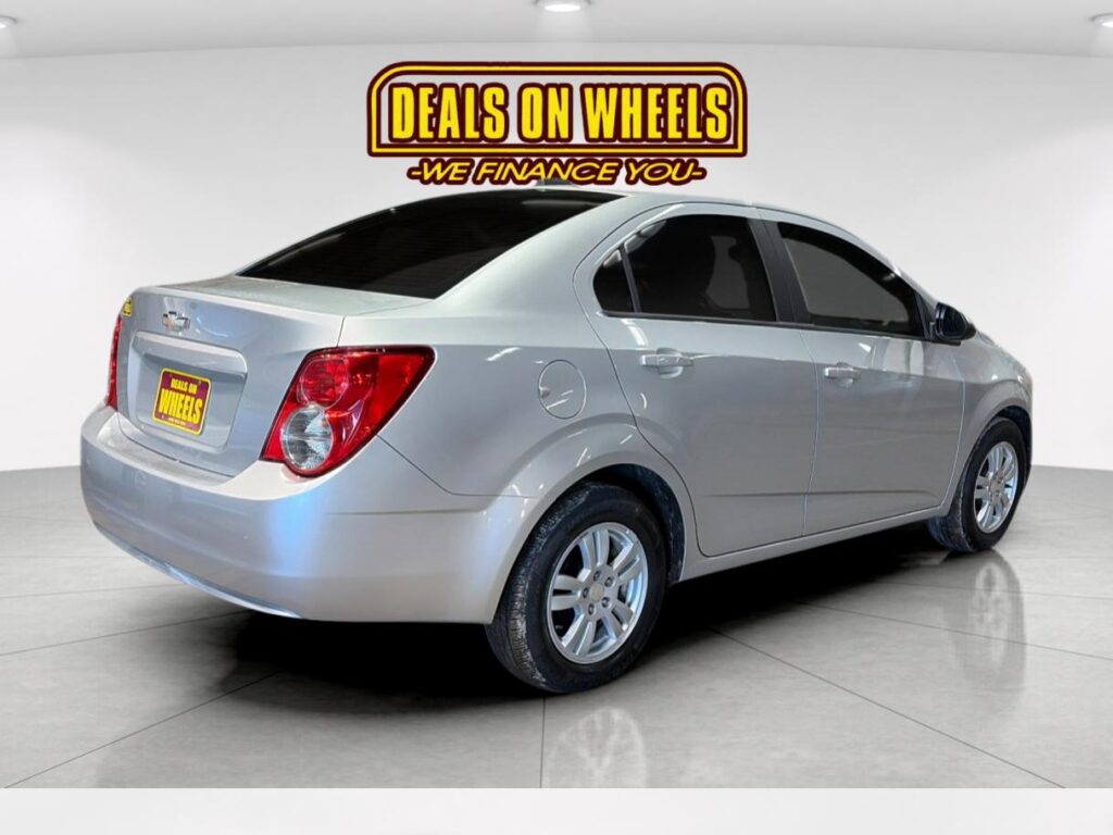 2015 Chevrolet Sonic LS Auto