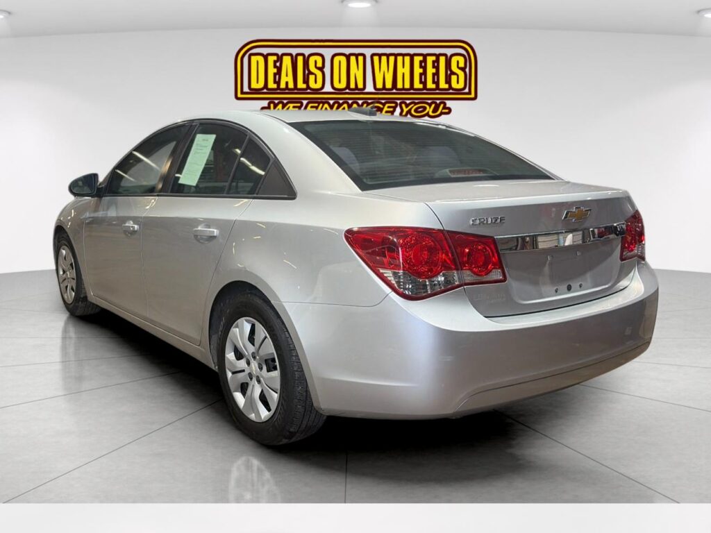 2015 Chevrolet Cruze LS Auto