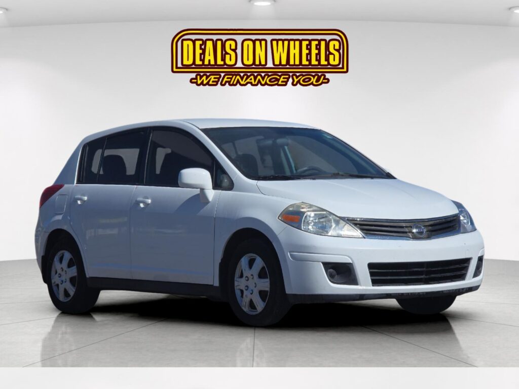 2011 Nissan Versa 1.8S