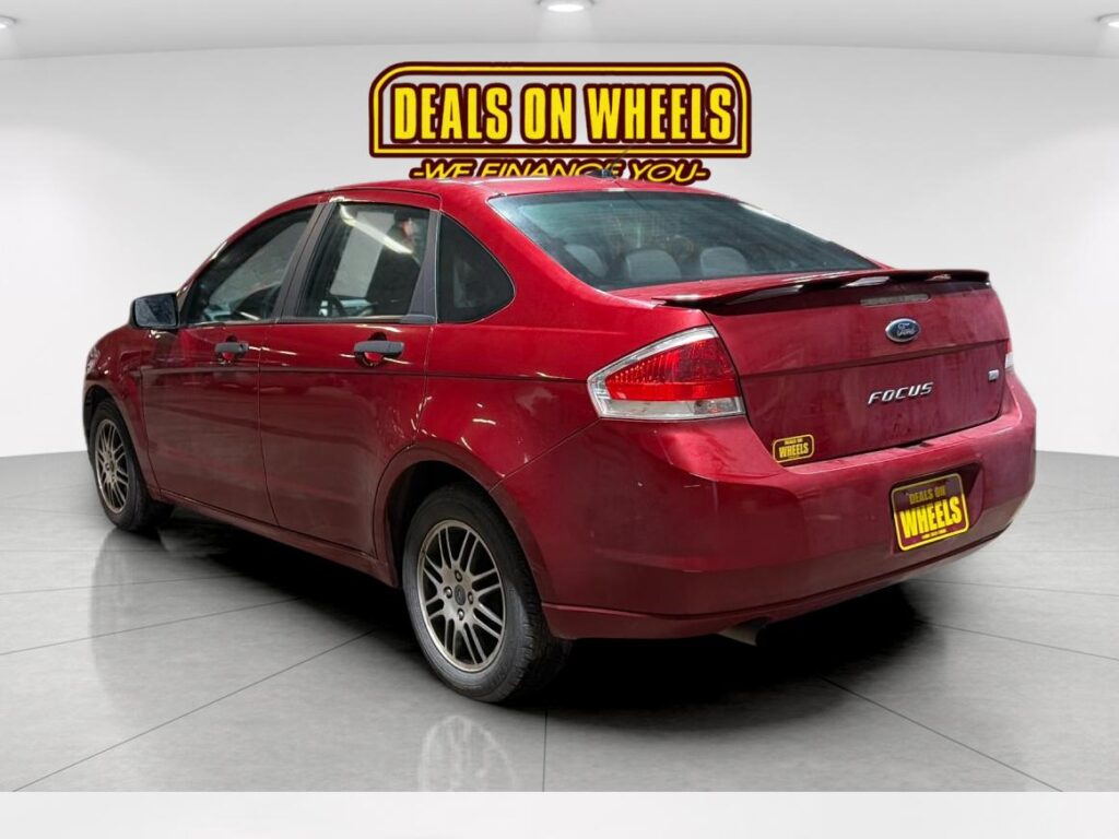2010 Ford Focus SE Sedan