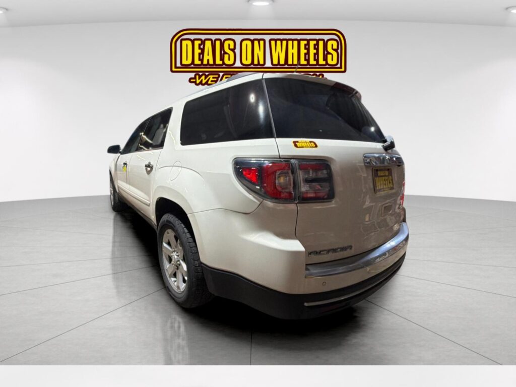 2014 GMC Acadia SLE-2