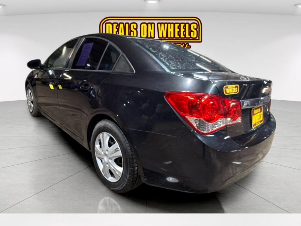 2015 Chevrolet Cruze LS Auto