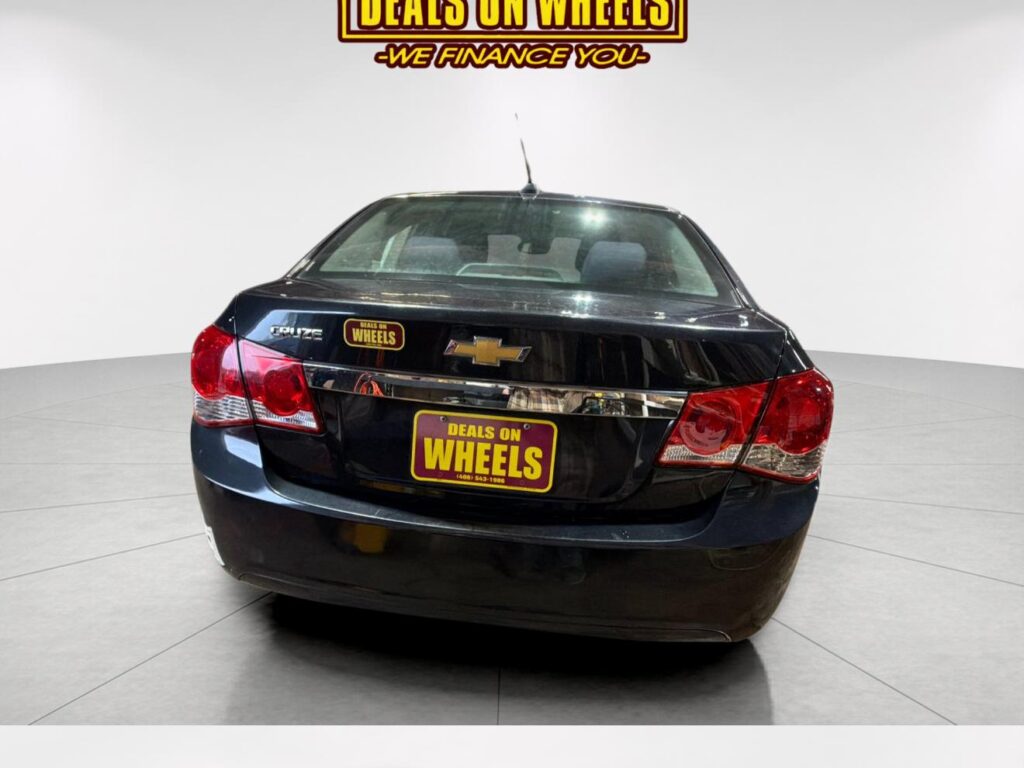 2015 Chevrolet Cruze LS Auto