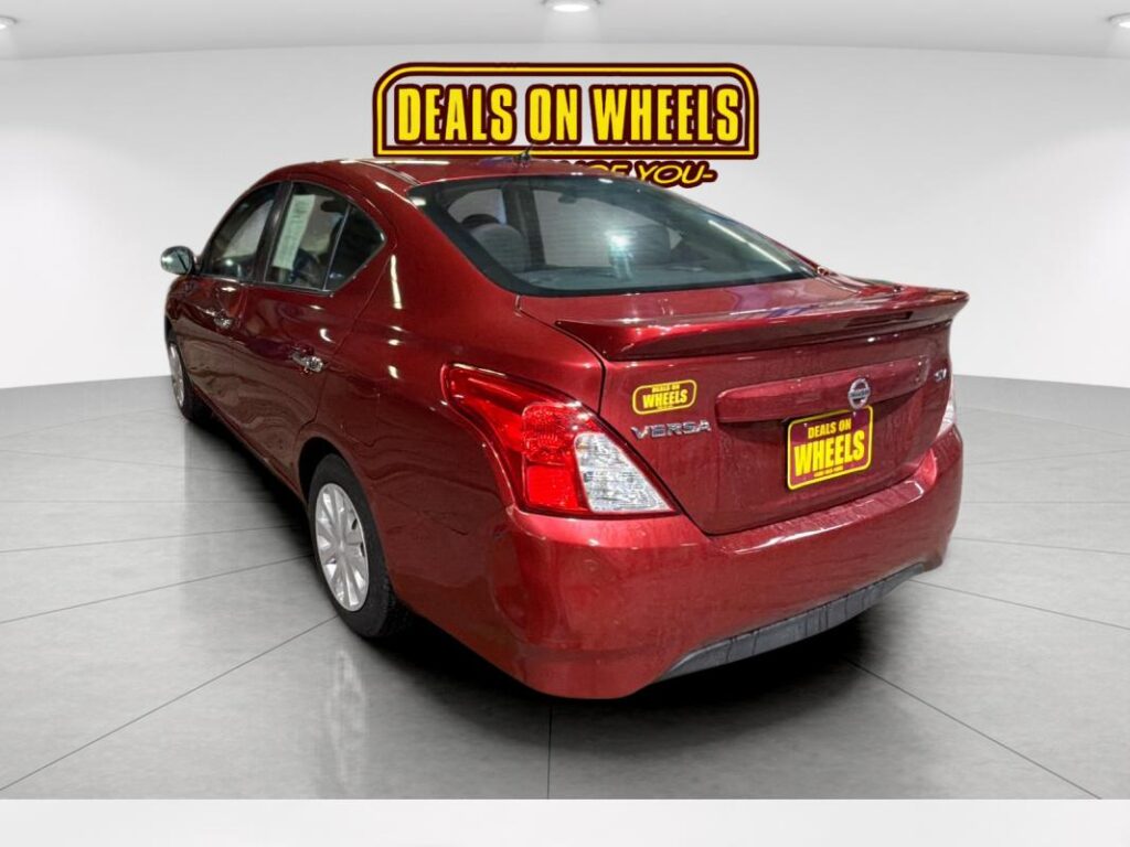 2018 Nissan Versa 1.6 SV